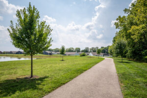 walking trails around the ellingsworth commons community in Jeffersonville Indiana
